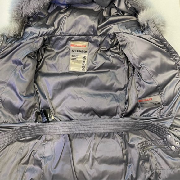 Prada Authentic Silver Gray Short Down Puffer Quilted Fox Fur Hood 40/XS $1500 - Picture 9 of 16